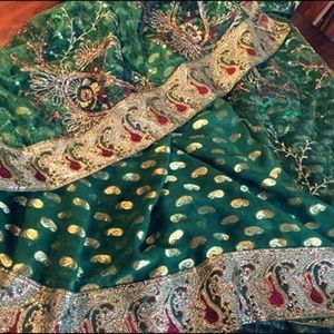 Indian/Bollywood/Pakistani Saree/Sari- Free Blouse